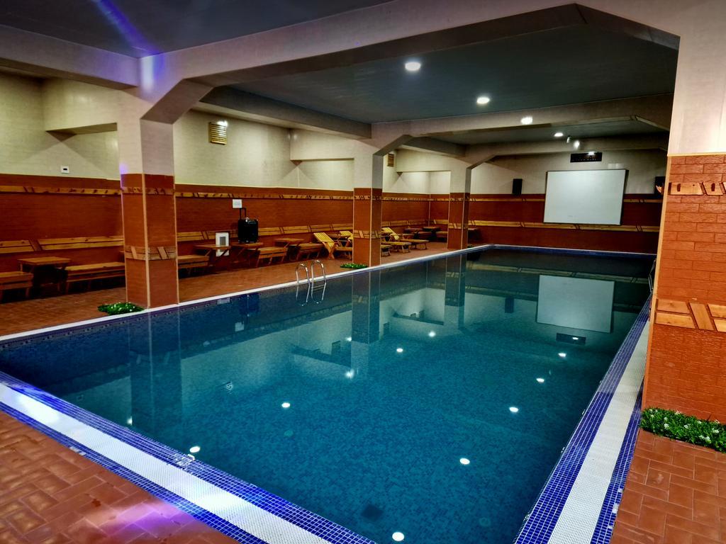 С ЛЕГКИМ ПАРОМ — фото 2