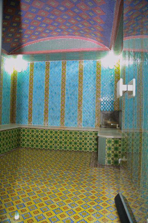 AMIR HON SAROY — фото 3