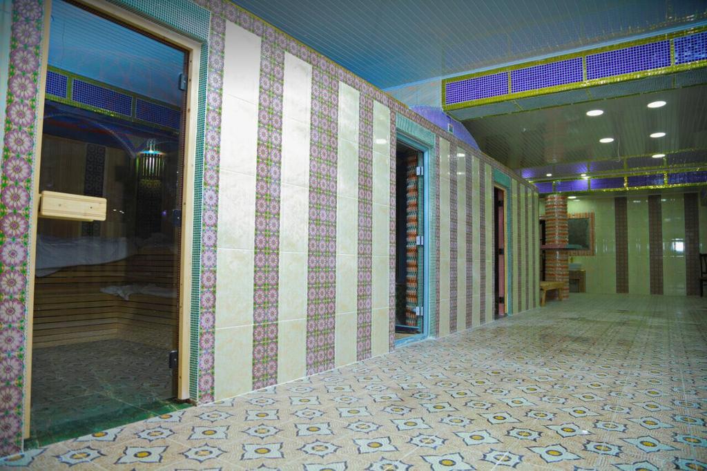 AMIR HON SAROY — фото 4