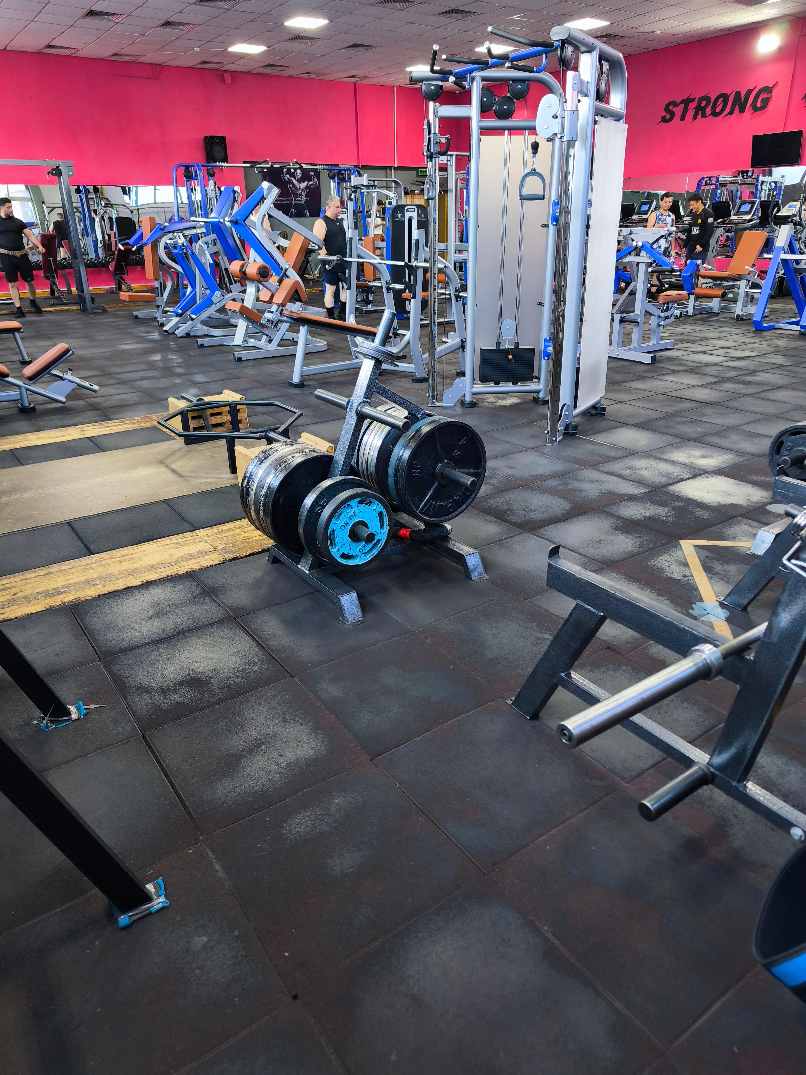 Strong Gym studio image