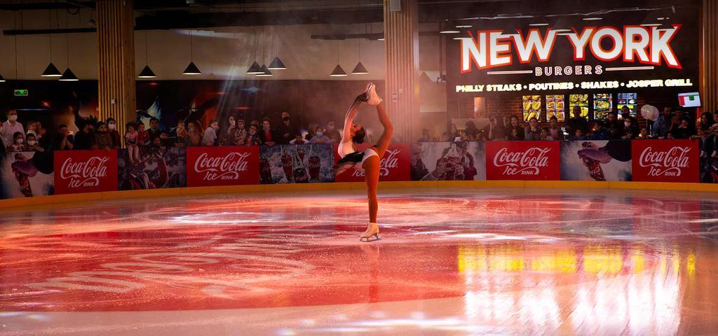 Ледовый каток (Riviera Mall) — фото 1