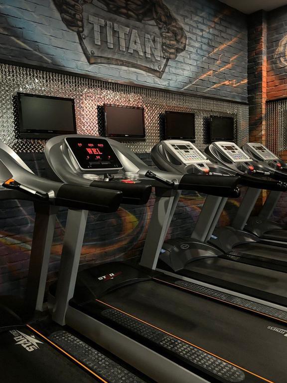 Titan — фото 2