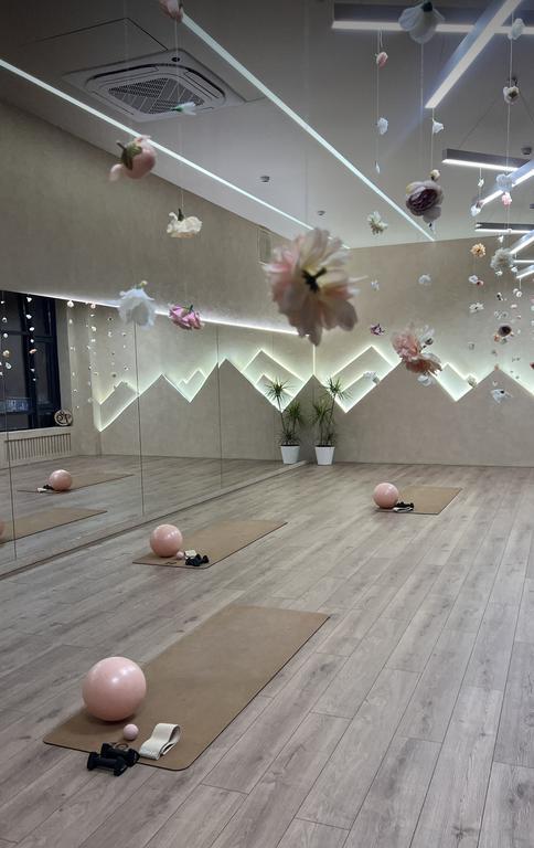 Женская студия фитнеса 19hills — фото 1