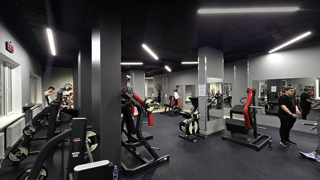 Iron Club на Женис — фото 5