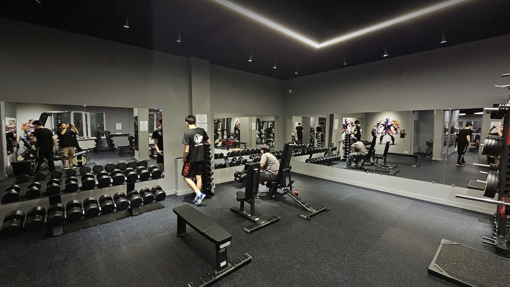 Iron Club на Женис — фото 4