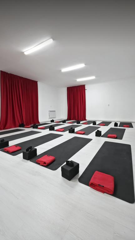 ИньЯнь Йога Клуб — фото 1