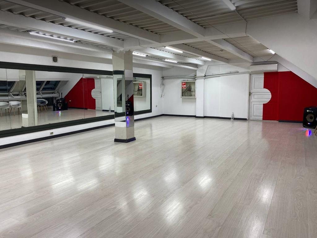 Vegas Dance Studio на Жибек Жолы — фото 3