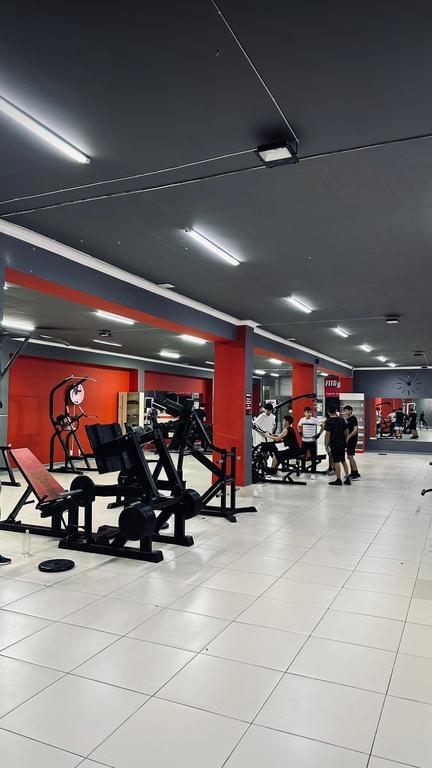 Тренажерный зал Red Gym — фото 1