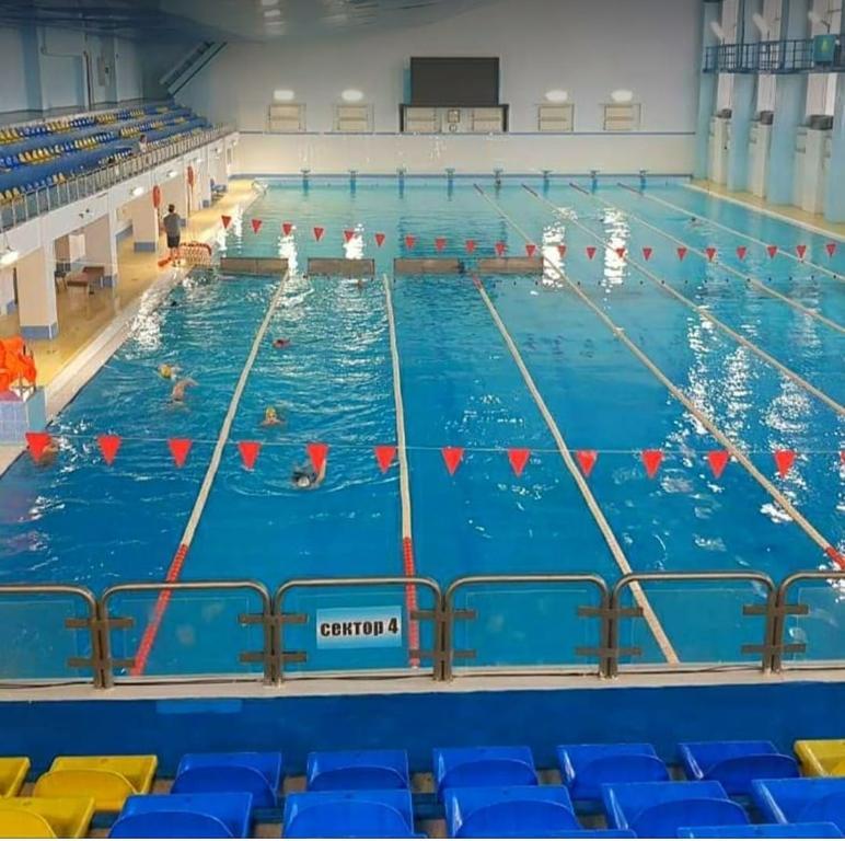 Бассейн "Жастар" в Темиртау — фото 1