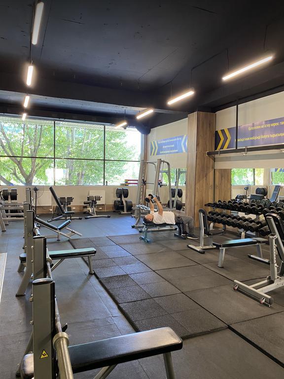 Champion Gym на Бокейхана — фото 9
