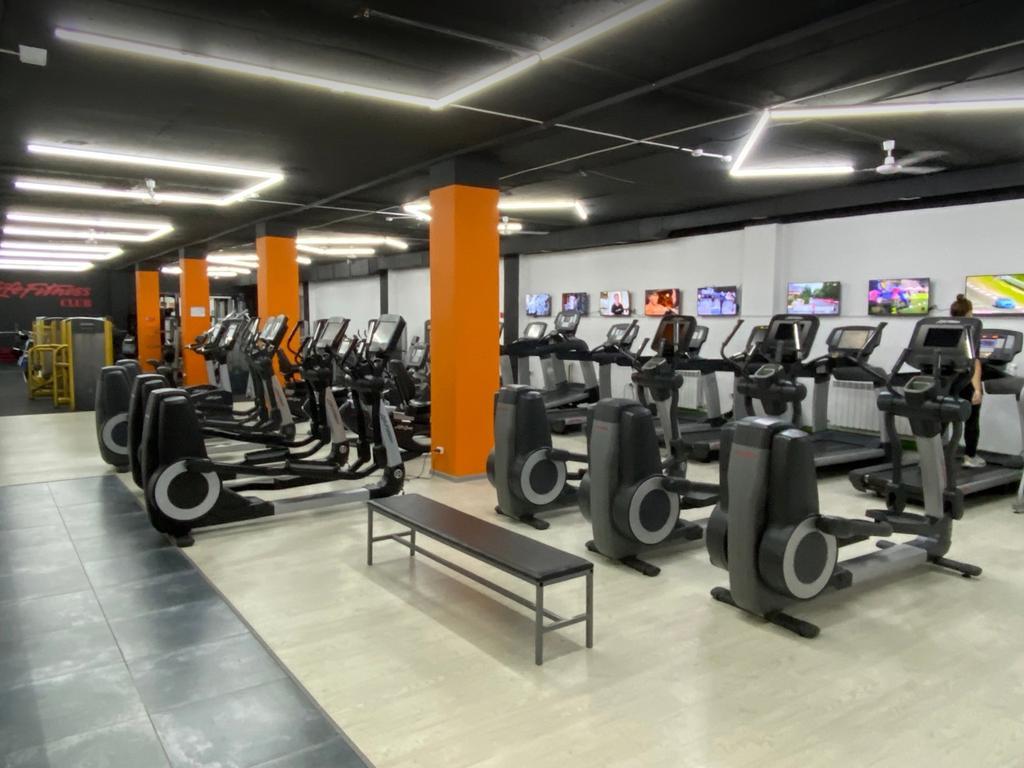 Life Fitness Club — фото 9