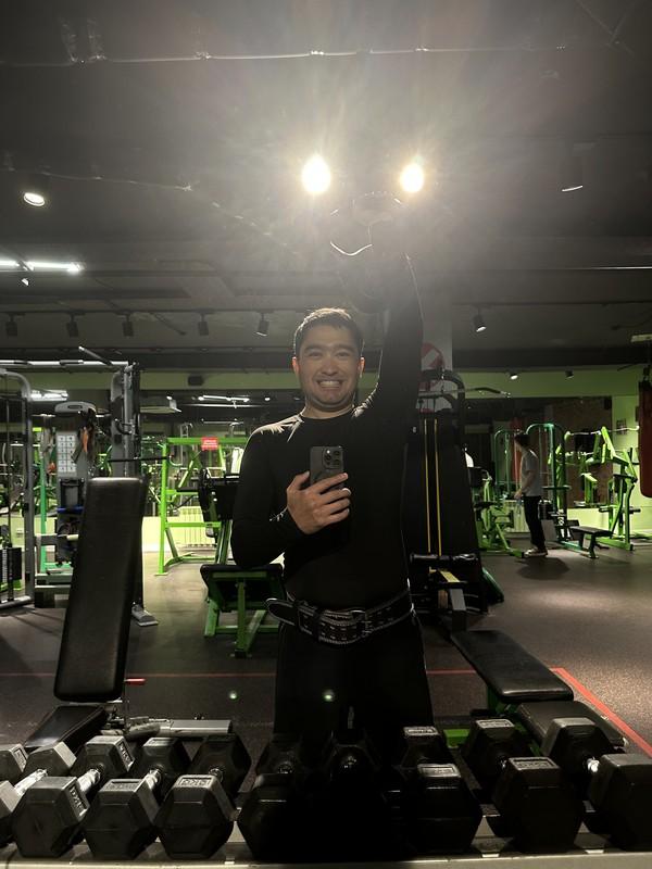 ARAY fitness center для мужчин: Улыбаемся и пашем🔥😎