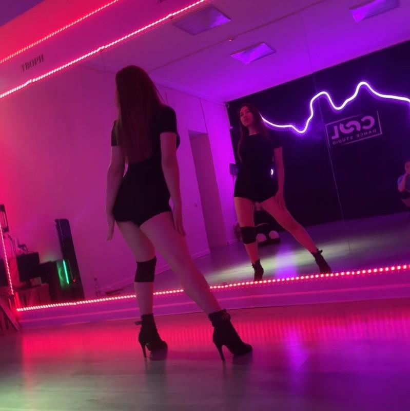 COOL DANCE STUDIO: С праздником вас девочки!и огромное…