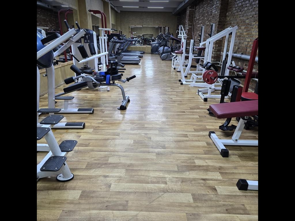 Hard Gym